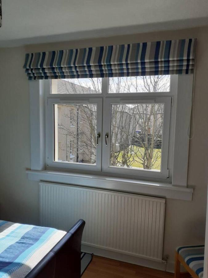 Marina View Lovely Upper 3 Bedroom Apartment Troon Exteriör bild